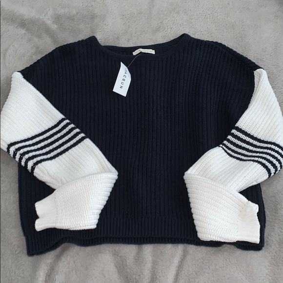 PacSun Sweaters - pacsun knit sweater